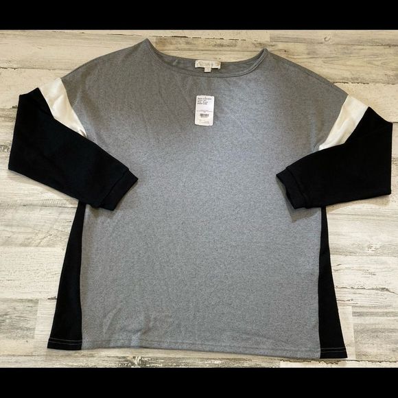 Suzanne Betro sweater Small NWT - Picture 2 of 8